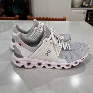 On- Running Women's Cloudswift Running Trainers - Glacier/White